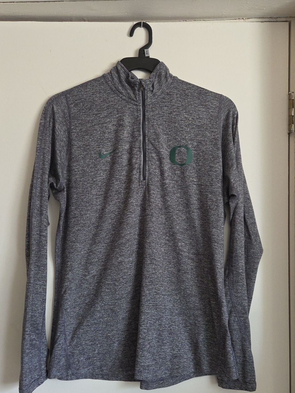 Nike Men’s Gray Heather 1/4 Zip with Green Oregon O